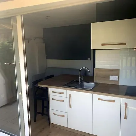 Apartmán Avec Balcon Plein Sud, Bord De Saint-Aubin-Sur-Mer (Calvados)